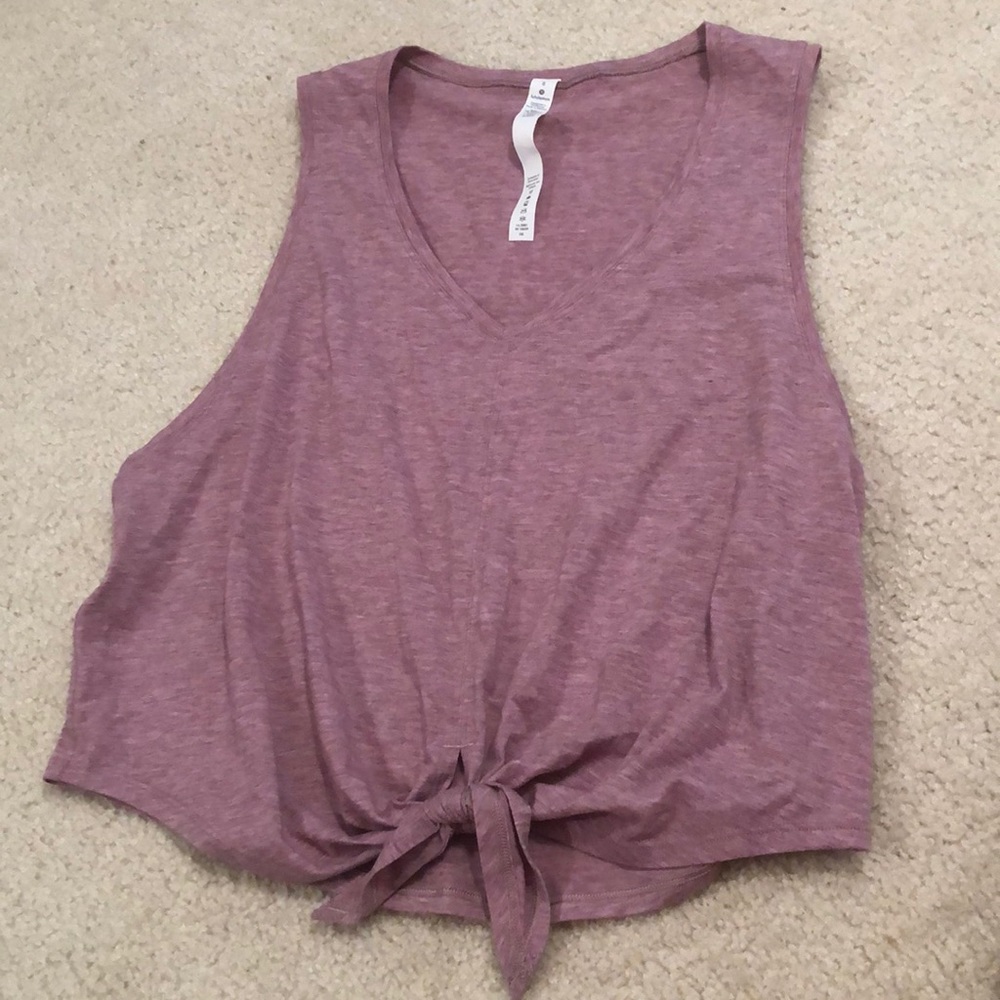 Super cute lululemon tank top!